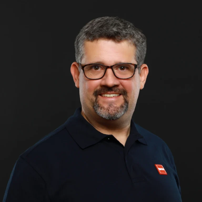 Stefan Vito Hiller- Head Of Blue Risk